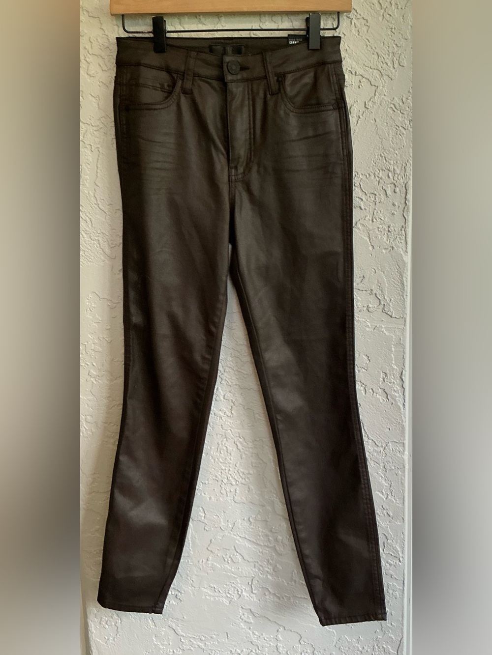 Kut from the Kloth Women’s BrownFaux Leather Jeans - Stylish Ankle Skinny (NWT)